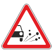 Дорожный знак 1.18 «Выброс гравия» (металл 0,8 мм, IV типоразмер: сторона 1500 мм, С/О пленка: тип А инженерная)